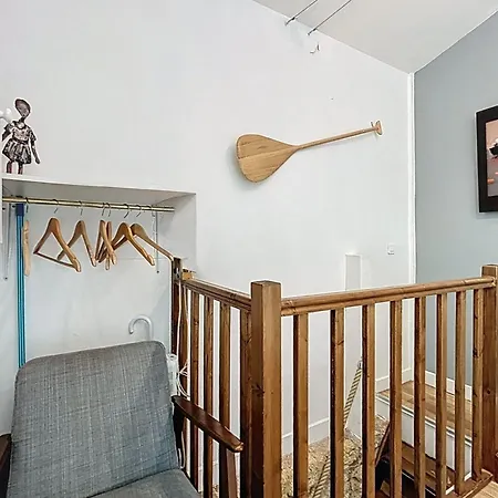 Tiny House Near Eiffel Tower * 巴黎